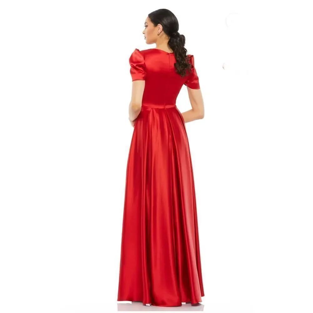 Mac Duggal NWT size 8 Ruby Red satin formal gown style 26606 - Picture 3 of 11
